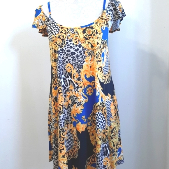 Knit Cold Shoulder Print Dress - Picture 4 of 5